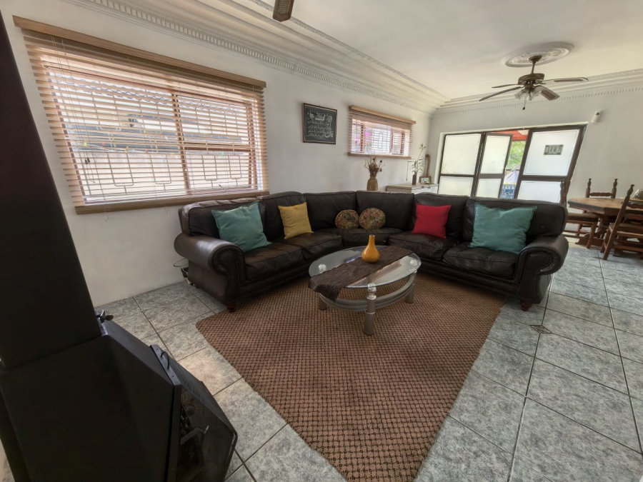 5 Bedroom Property for Sale in Crawford Western Cape